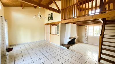 Maison - 106 m² - 5 pièces