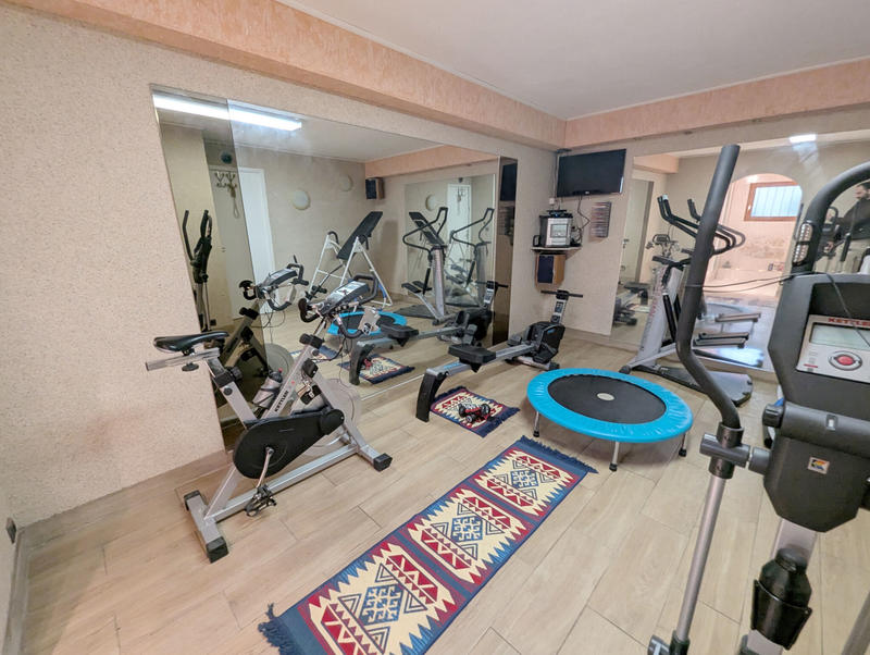 Maison - 191 m² - 10 pièces