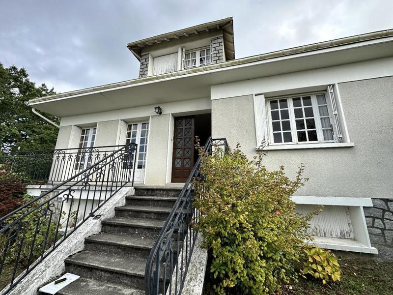 Maison ancienne - 120 m² - 7 pièces