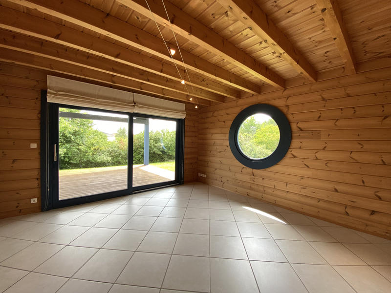 Maison - 371 m² - 15 pièces