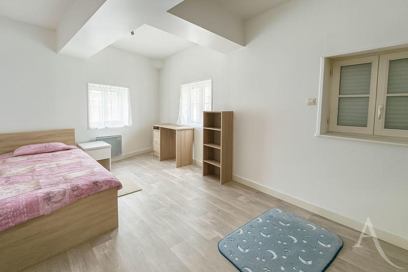 Appartement - 89 m² - 4 pièces