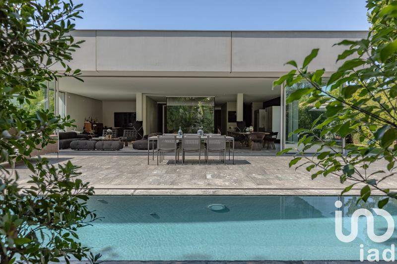 Maison de maîtres - 700 m² - 6 pièces