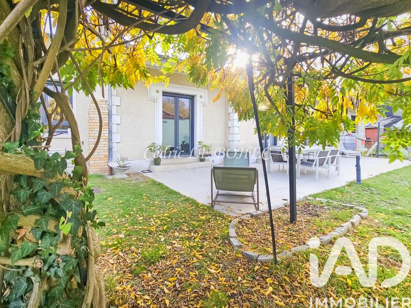 Maison - 102 m² - 5 pièces