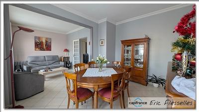Maison - 106 m² - 5 pièces