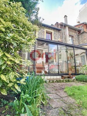 Maison - 120 m² - 5 pièces