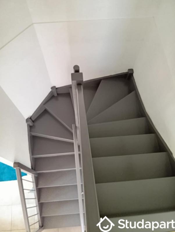 Chambre - 9 m² - 1 pièce