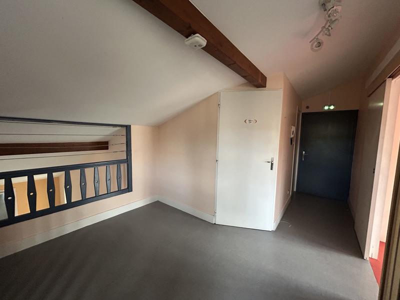 Duplex - 121 m² - 6 pièces