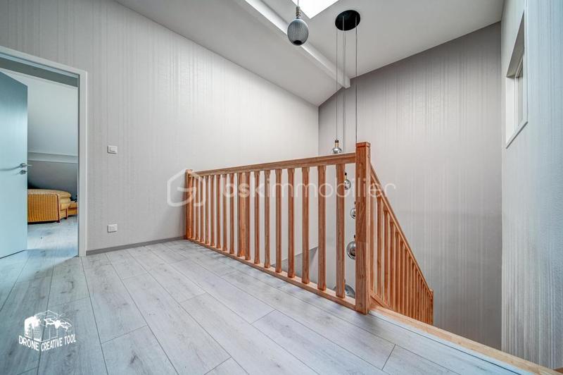 Maison - 143 m² - 6 pièces