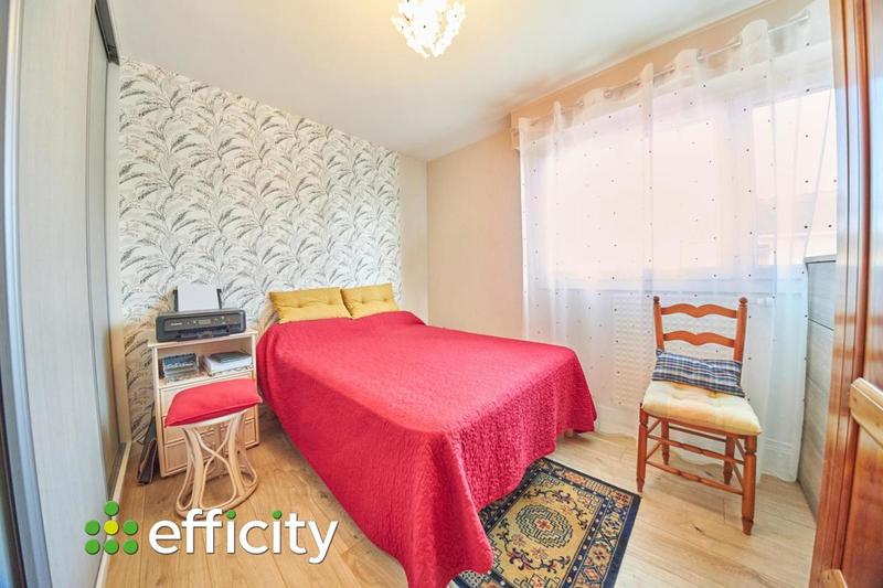 Appartement - 82 m² - 3 pièces