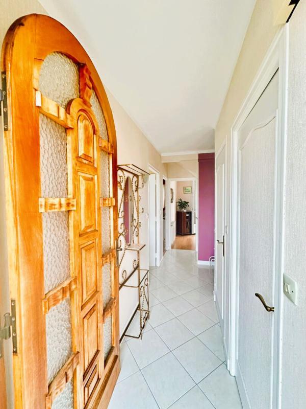 Maison - 110 m² - 6 pièces