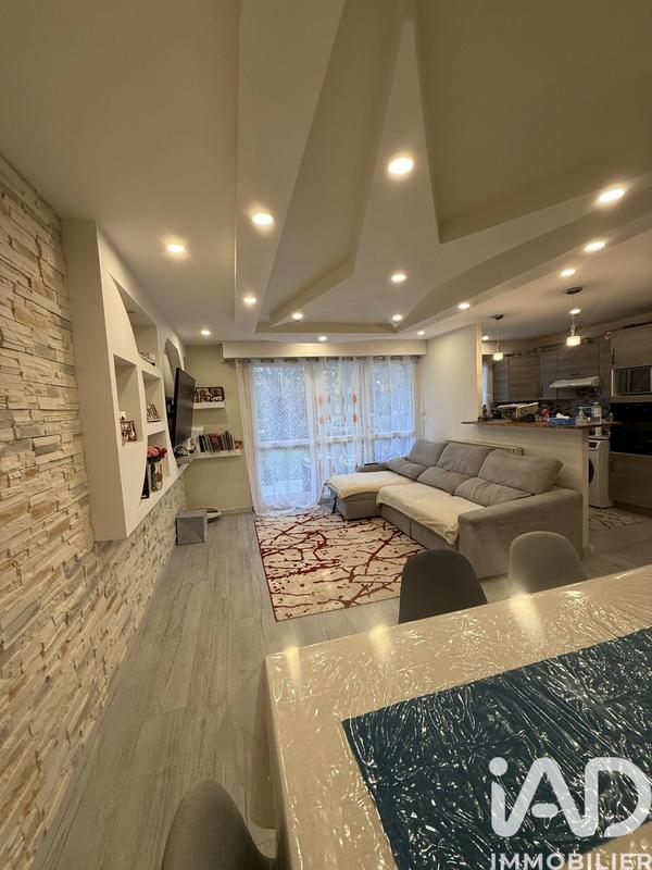 Appartement - 64 m² - 3 pièces