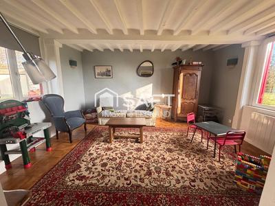 Maison - 92 m² - 5 pièces