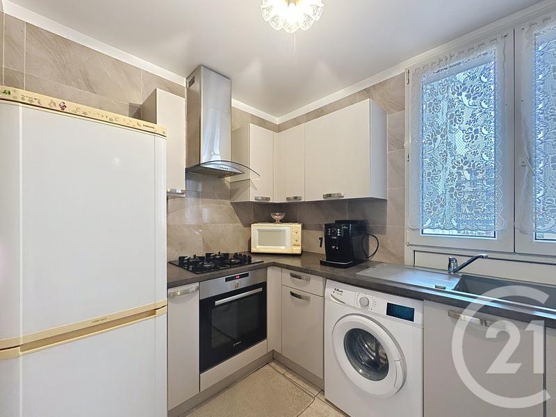 Appartement - 66 m² - 4 pièces