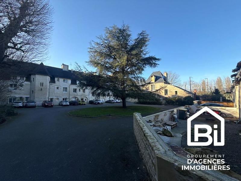 Studio - 30 m² - 1 pièce