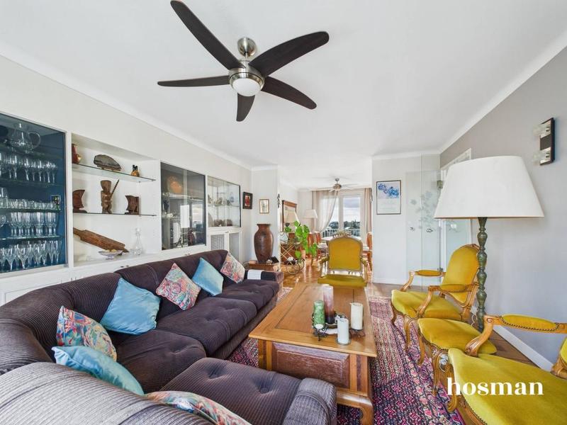 Appartement - 126 m² - 6 pièces