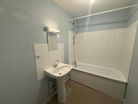 Appartement - 84 m² - 3 pièces