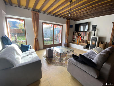 Maison ancienne - 240 m² - 8 pièces