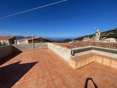 Maison - 73 m² - 4 pièces