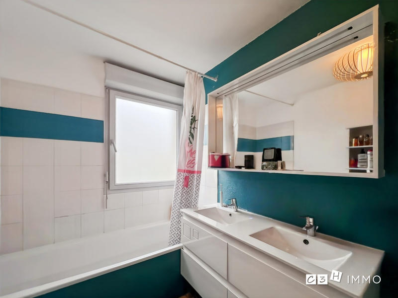 Maison - 83 m² - 4 pièces