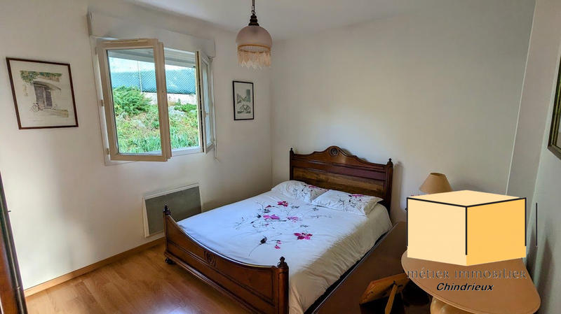 Maison - 97 m² - 5 pièces