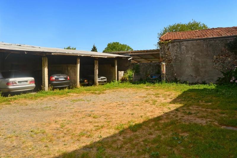 Maison - 200 m² - 7 pièces