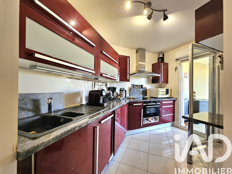 Appartement - 77 m² - 3 pièces