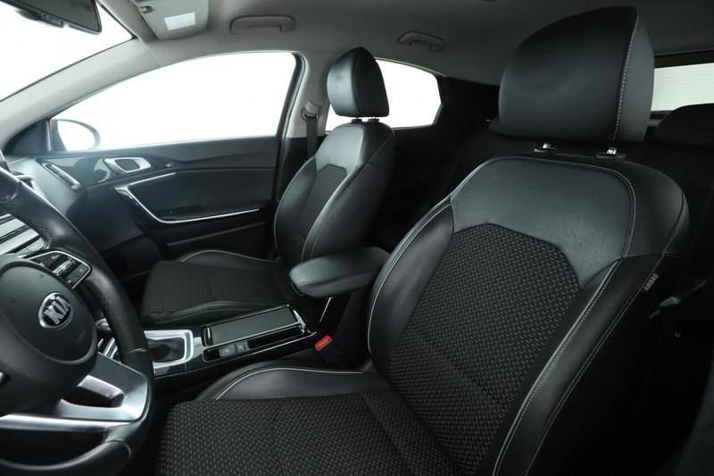 Kia Xceed 1.6 CRDi Design Dct7 136 ch