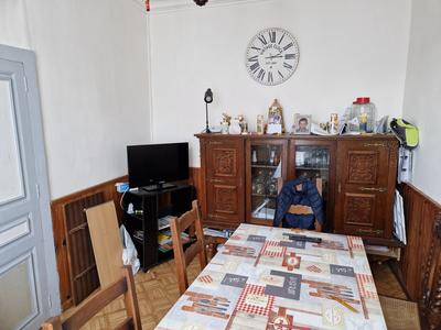 Maison - 87 m² - 5 pièces