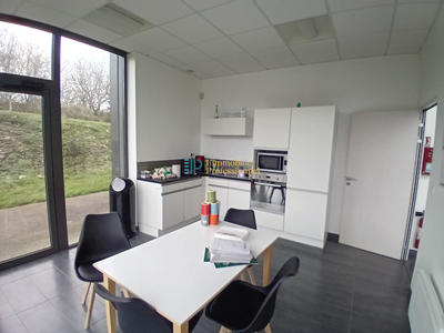 Local d'activités - 470 m²