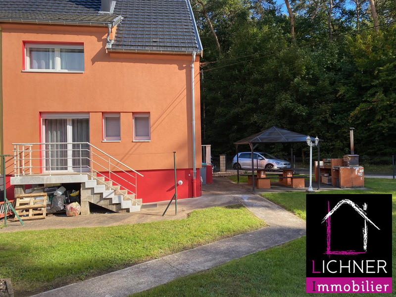 Maison - 96 m² - 5 pièces