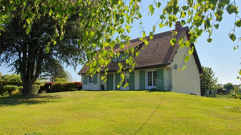 Maison - 180 m² - 7 pièces