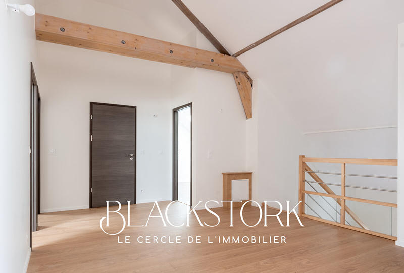 Appartement - 98 m² - 4 pièces