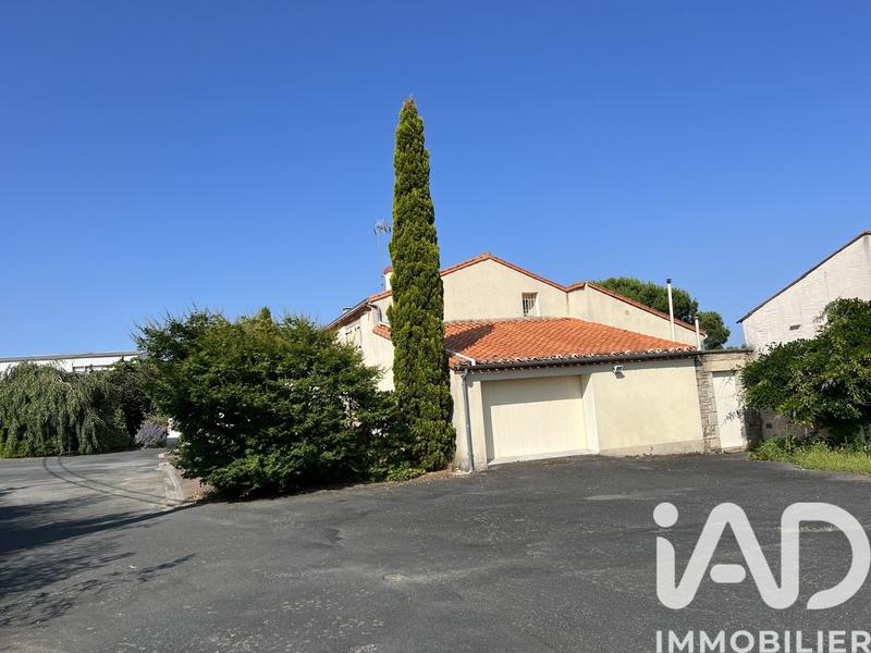 Maison - 152 m² - 5 pièces