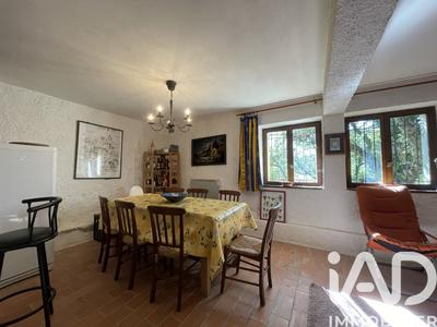 Maison - 128 m² - 4 pièces