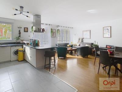 Appartement - 77 m² - 3 pièces