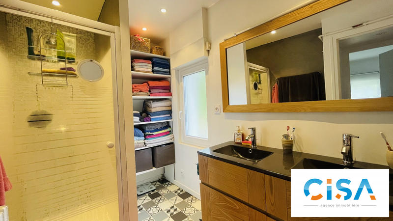 Maison - 127 m² - 6 pièces