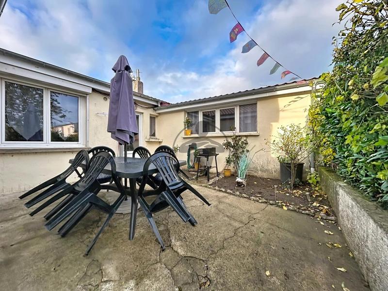 Maison - 77 m² - 4 pièces