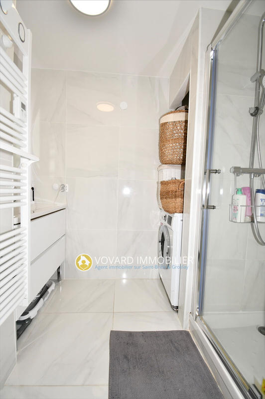 Appartement - 64 m² - 4 pièces