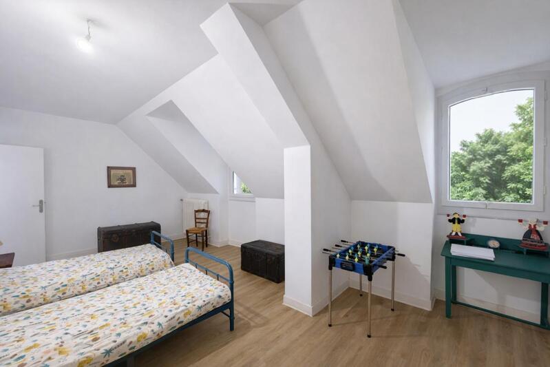 Pavillon - 192 m² - 6 pièces