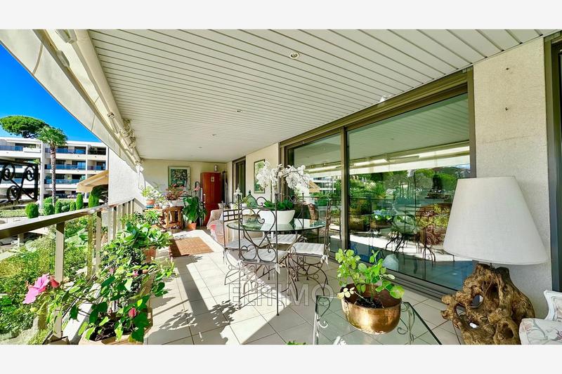 Appartement - 112 m² - 4 pièces