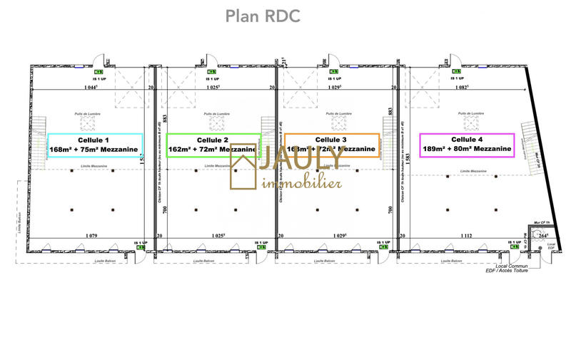 Terrain commercial - 2 101 m²
