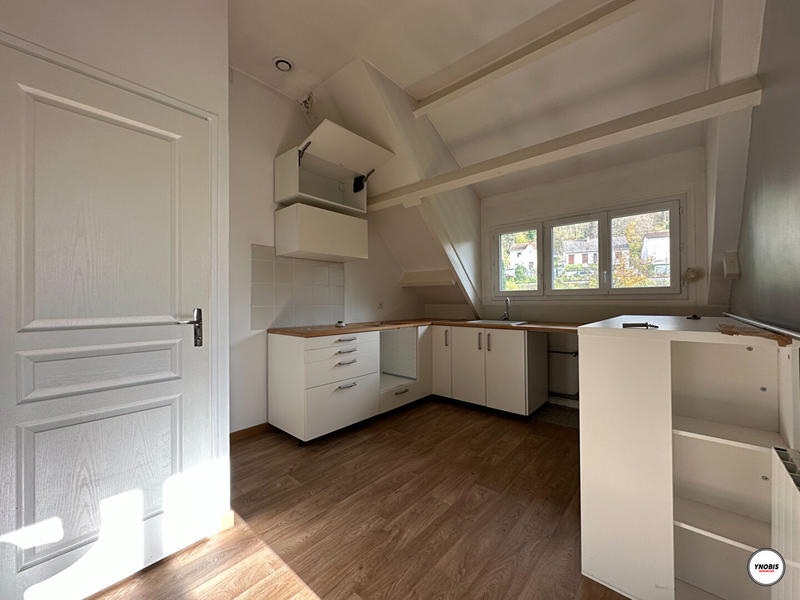 Maison - 284 m² - 12 pièces