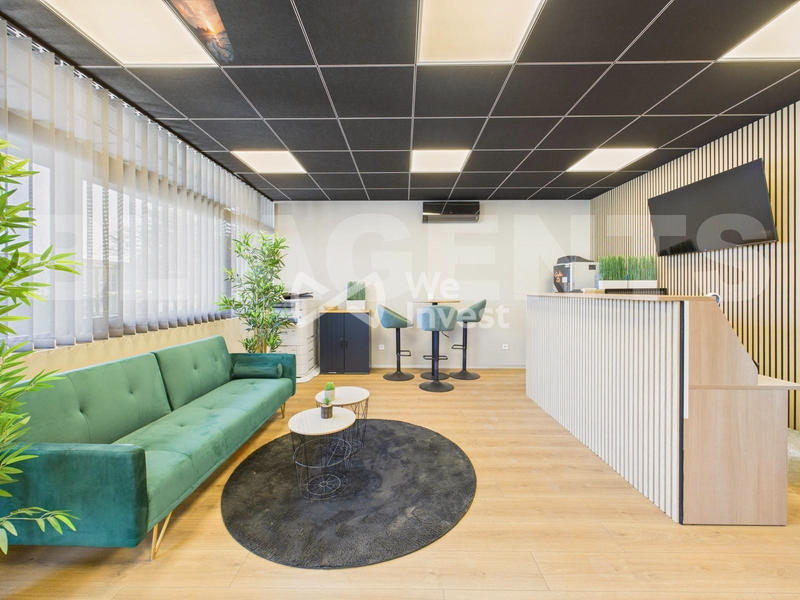 Local commercial - 1 468 m²