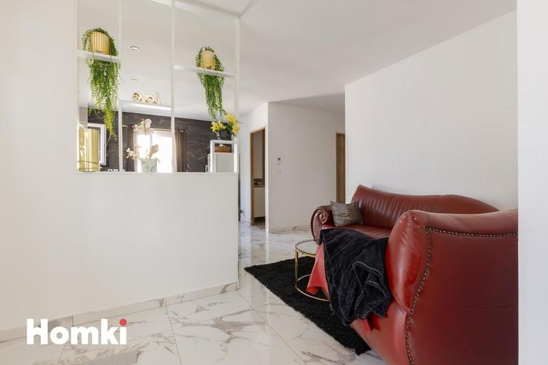 Maison - 96 m² - 5 pièces