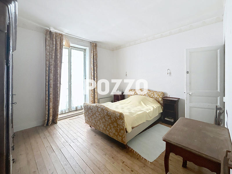 Maison - 145 m² - 8 pièces