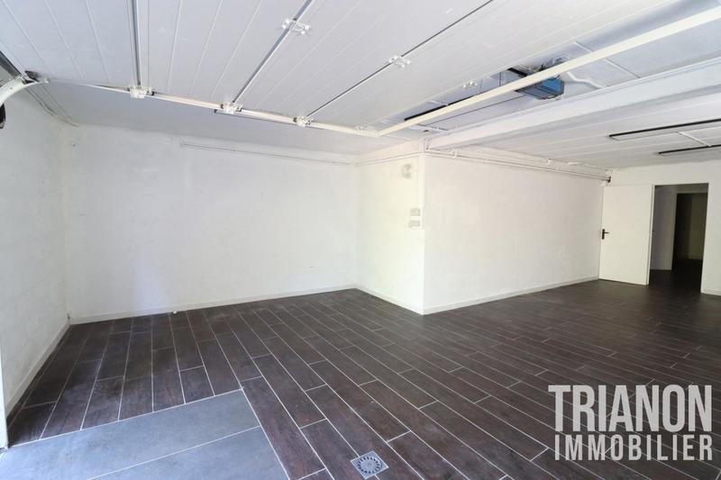 Maison - 307 m² - 10 pièces