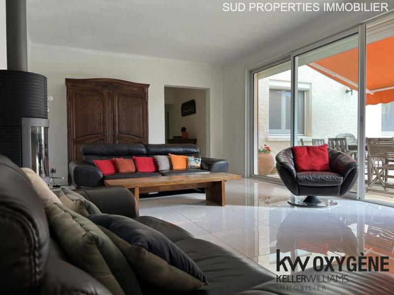 Villa - 300 m² - 7 pièces