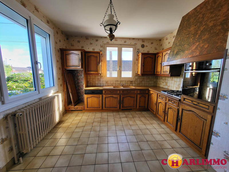 Maison traditionnelle - 134 m² - 5 pièces