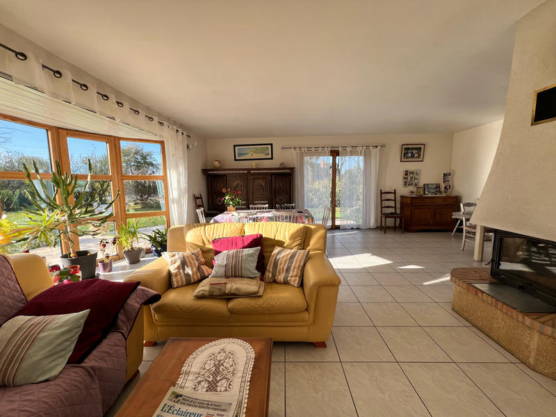 Maison - 160 m² - 8 pièces