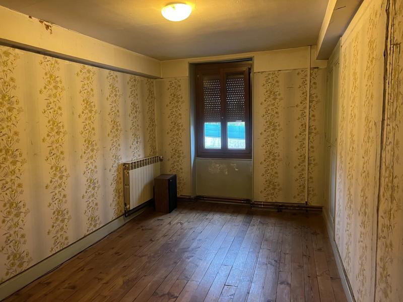 Maison - 170 m² - 8 pièces